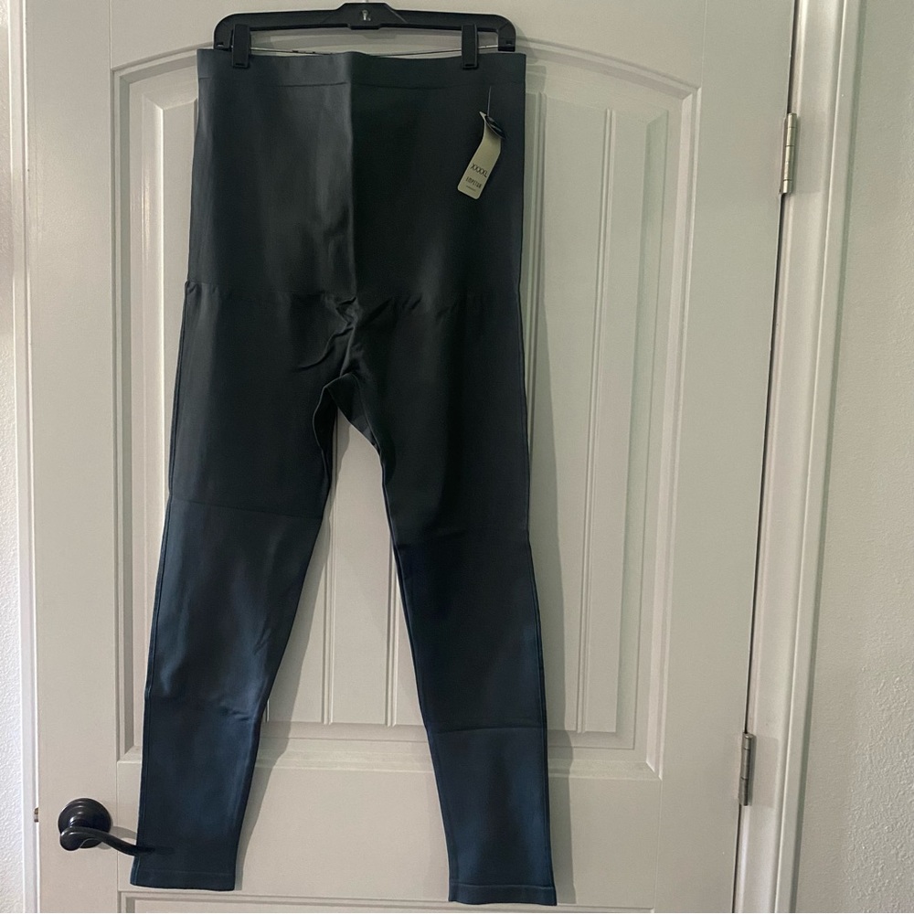 Shapemint XXXXL black Shapewear leggings. Fits like a 3x